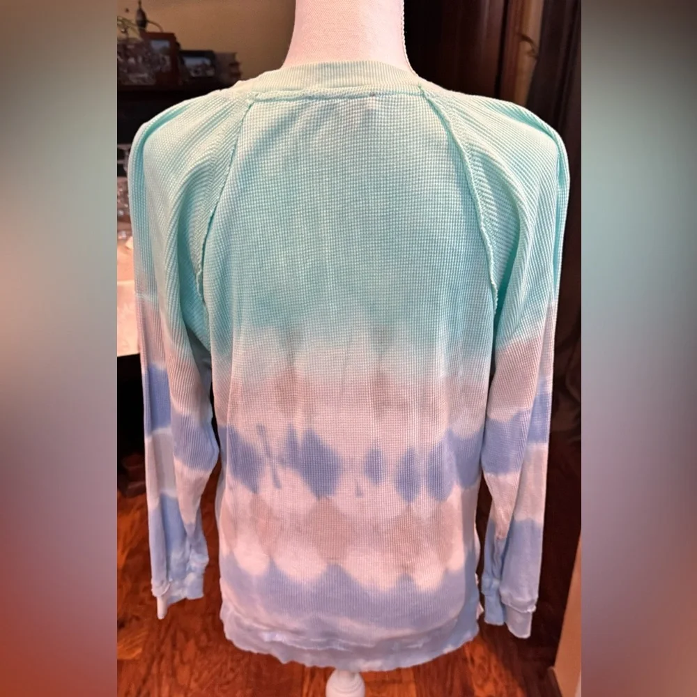 Simply, Southern tie-dye, thermal type shirt size medium - Picture 2 of 16